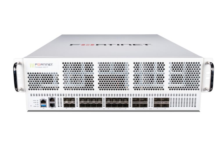 Fortinet setzt mit der FortiGate 4200F neue Maßstäbe bei Skalierbarkeit und Performance von Netzwerk-Firewalls