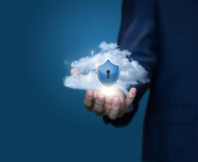 Weniger Ausfallzeiten mit der Cloud: So schützen Sie Ihr Unternehmen vor Cloud-Ausfällen